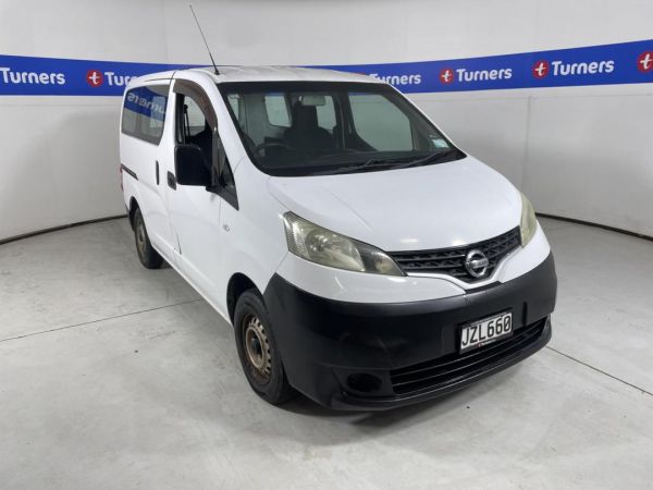 2010 Nissan NV200 Van VANETTE image