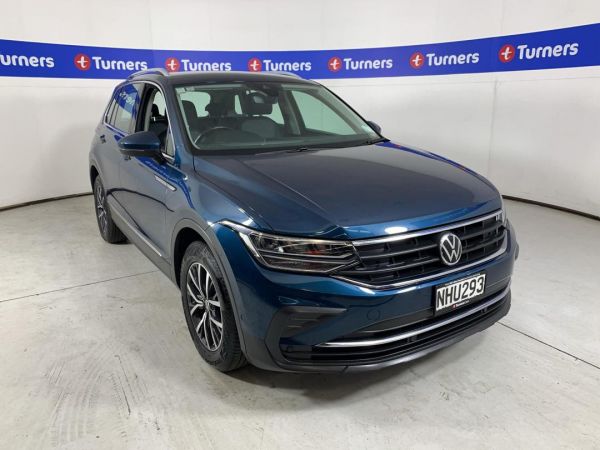 2021 Volkswagen Tiguan SUV TSI Life 2WD image