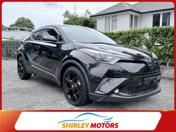 2019 Toyota C-HR G Mode NERO | Low 37,000km | Hybrid SUV image