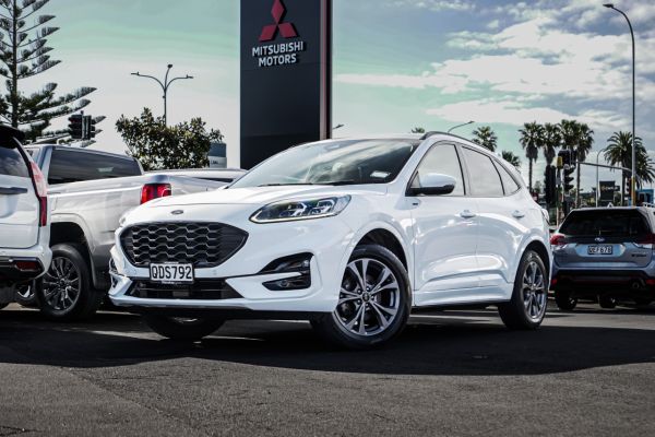 2023 Ford Escape ST-Line FHEV image