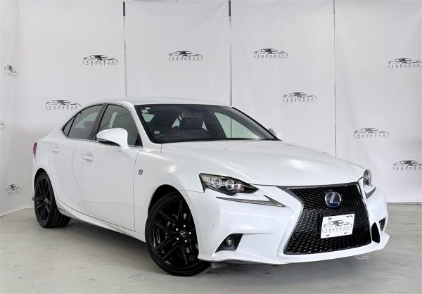 2015 Lexus IS 300h F sport Special edition X LINE Hybrid image