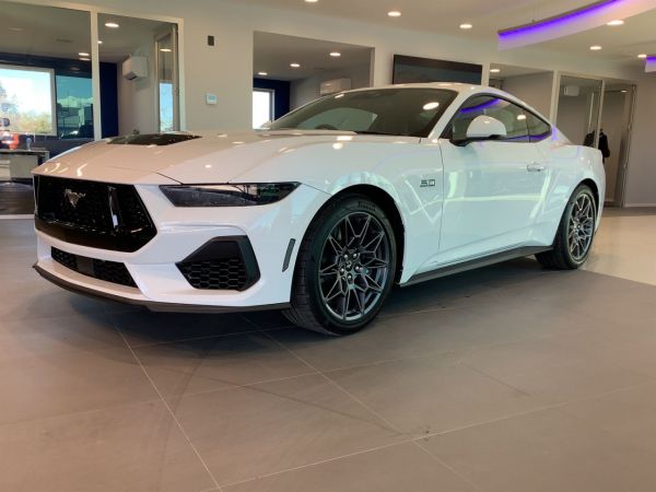 2025 Ford Mustang GT FASTBACK V8 image