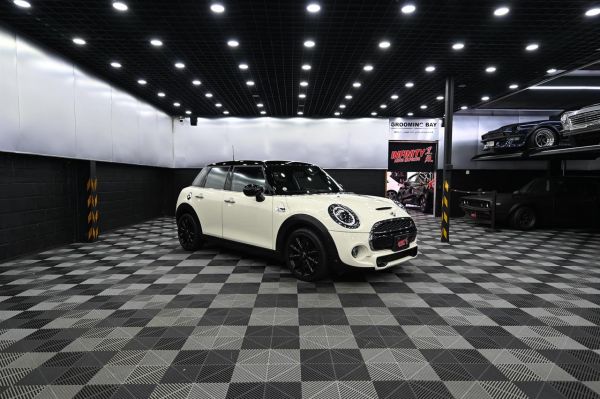 2020 Mini Cooper Hatchback Cooper S*2.0L Turbo image