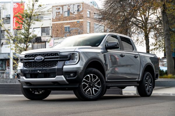 2025 Ford Ranger Sport 4WD Double Cab image