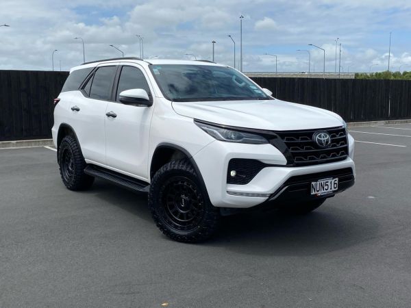 2021 Toyota Fortuner SUV Limited 2.8DT/4WD image