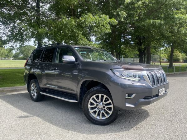2020 Toyota Land Cruiser Prado VX 2.8L Turbo Diesel 4WD 7 Seater image