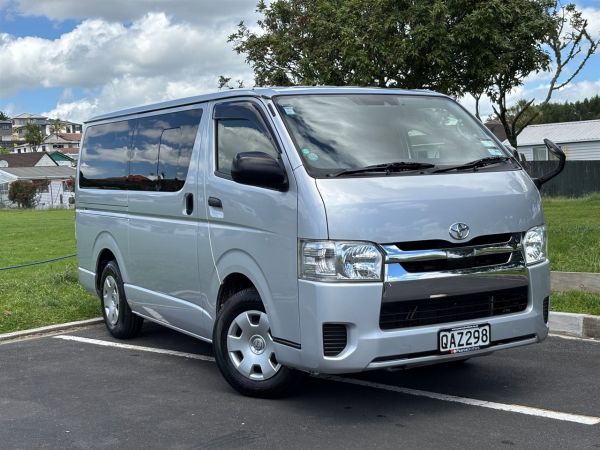 2018 Toyota Hiace Van REGIUS ACE 2.8 TURBO DIESEL image