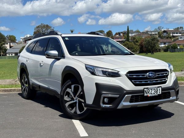 2021 Subaru Outback Wagon Touring 2.5P/4Wd image