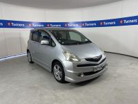 Image for 2005 Toyota Ractis Wagon