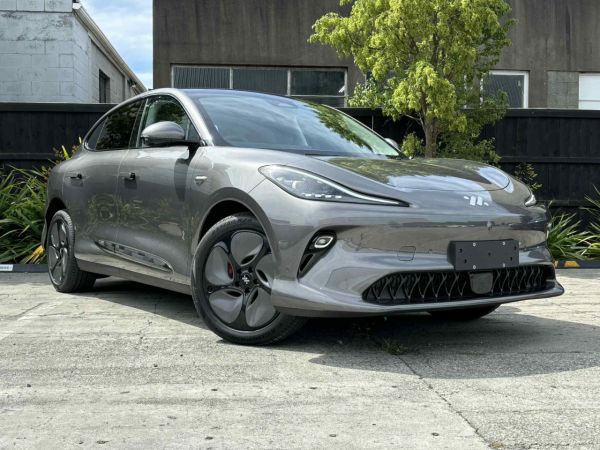 2025 MG IM6 Premium 75Kwh/Ev/At image