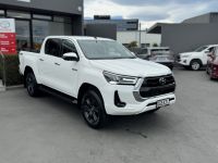 Image for 2023 Toyota Hilux SR5 2.8 Diesel Turbo 4WD Automatic