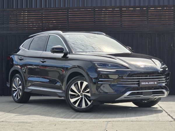 2025 BYD Sealion 6 Dynamic Extended Range image