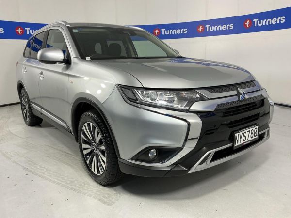 2021 Mitsubishi Outlander SUV LS image