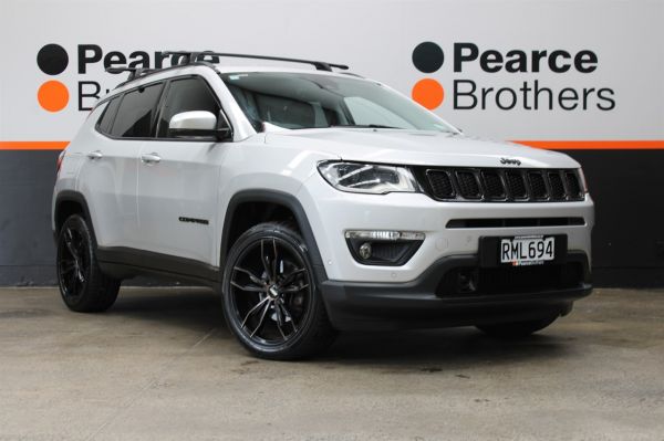 2018 Jeep Compass Wagon LIMITED 2.4P 4WD BLACK OUT image