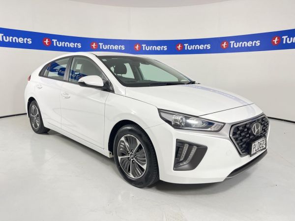 2022 Hyundai Ioniq Hatchback PHEV image