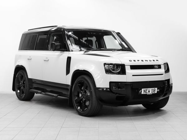 2025 Land Rover Defender 110 D350 X-Dynamic SE image