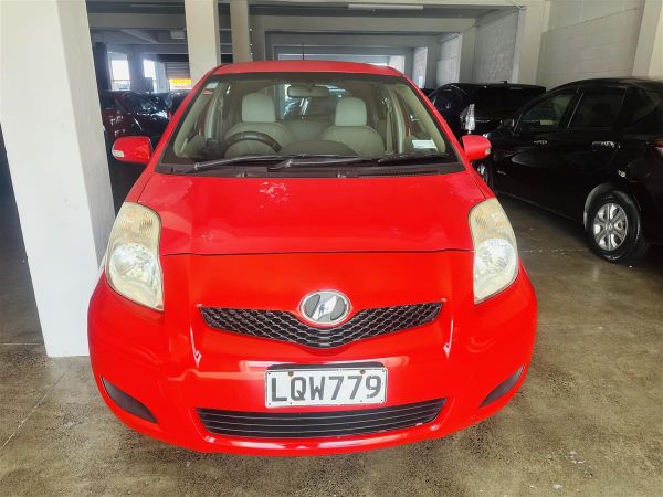 2007 Toyota Vitz image