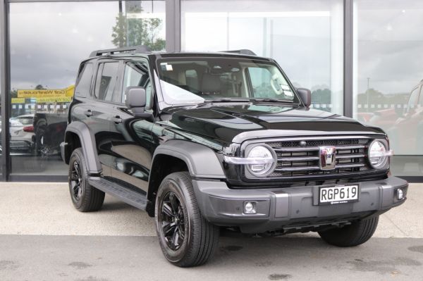 2025 GWM Tank 300 Lux Diesel 2.4DT image