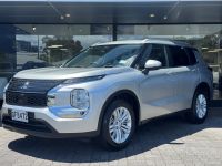 Image for 2023 Mitsubishi Outlander LS .2.5PTR