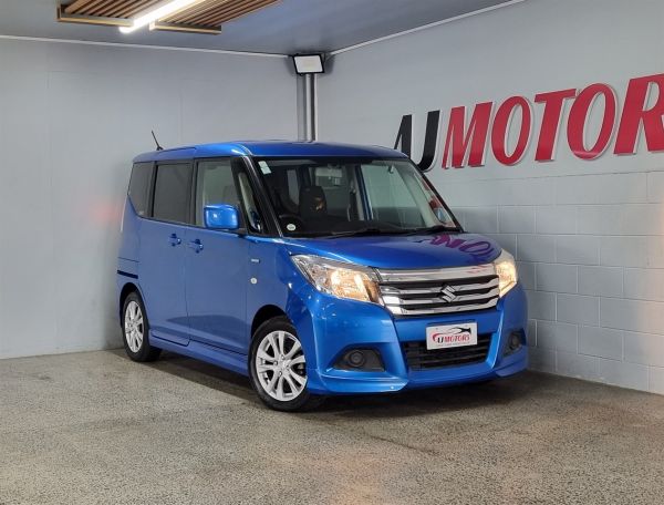 2018 Suzuki Solio Hatchback HYBRID MX image