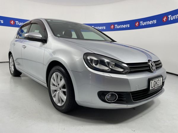 2012 Volkswagen Golf Hatchback image