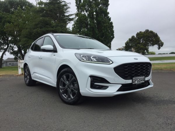 2024 Ford Escape ST-Line FHEV image