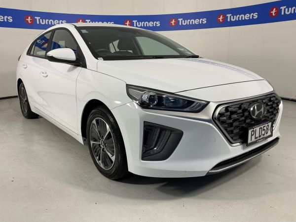 2022 Hyundai Ioniq Hatchback PHEV image