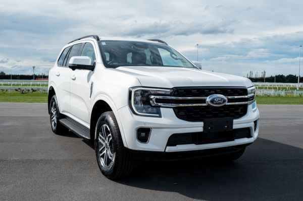 2025 Ford Everest Trend 2.0D/4Wd/10At image