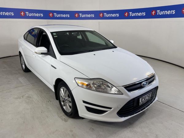 2015 Ford Mondeo Hatchback TD image
