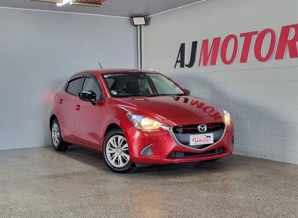 2015 Mazda Demio (Mazda2) Hatchback 13S image