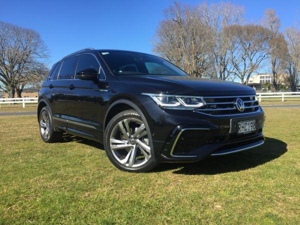 2021 Volkswagen Tiguan R-Line 1.4L PETROL image