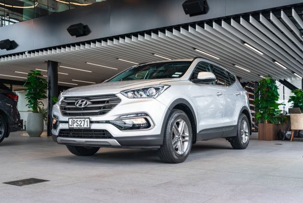 2016 Hyundai Santa Fe Elite 2.2L Turbo Diesel 4WD Auto SUV image