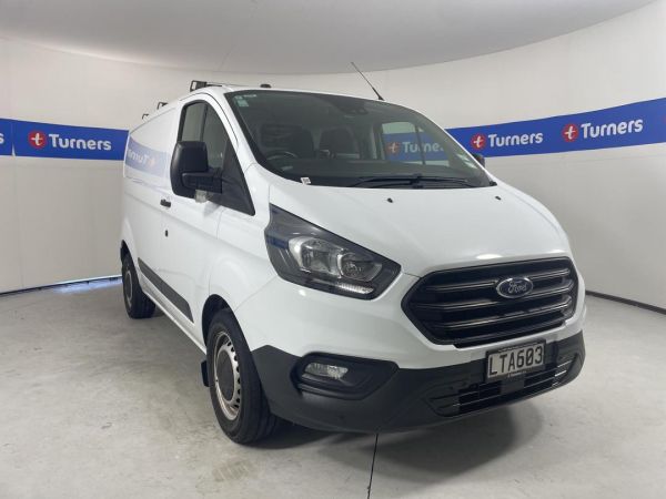 2018 Ford Transit Van CUSTOM SWB LOW ROOF image
