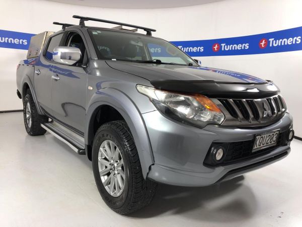 2017 Mitsubishi Triton Ute D/CAB Glxr image
