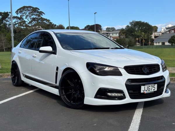 2015 Holden Commodore Sedan VF SV6 BLACK EDITION image