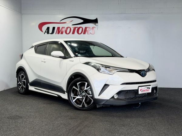 2017 Toyota C-HR G image