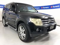 Image for 2010 Mitsubishi Pajero SUV Exceed