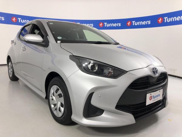 2020 Toyota Yaris Hatchback HYBRID image
