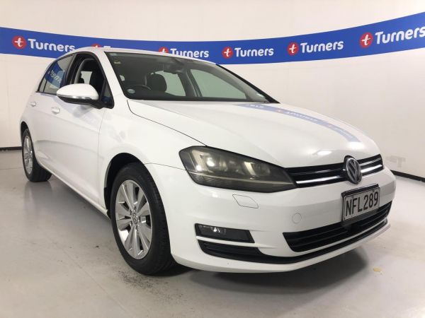 2014 Volkswagen Golf Hatchback image