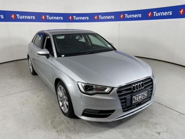 2013 Audi A3 Hatchback image