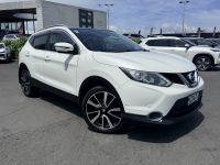 Image for 2017 Nissan Qashqai SUV TI PETROL AUTOMATIC