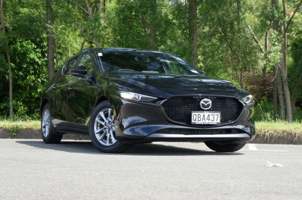 2023 Mazda 3 GSX 2.0 Hatch J image