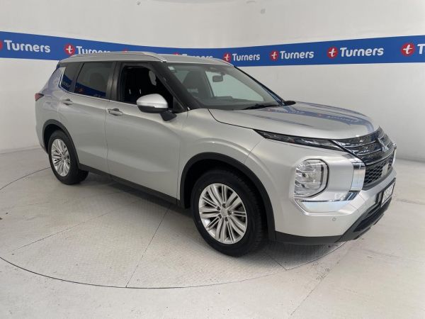 2022 Mitsubishi Outlander SUV LS image