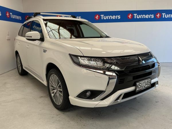 2021 Mitsubishi Outlander SUV XLS image