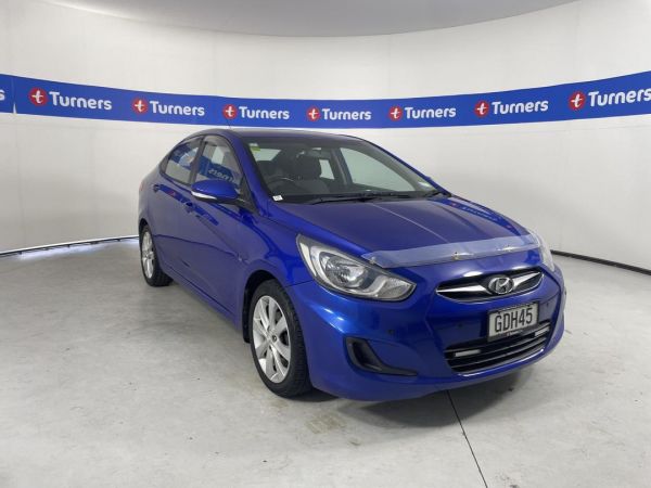 2011 Hyundai Accent Sedan image