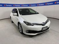 Image for 2017 Toyota Corolla Hatchback HYBRID