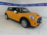 Image for 2015 Mini Cooper S Hatchback