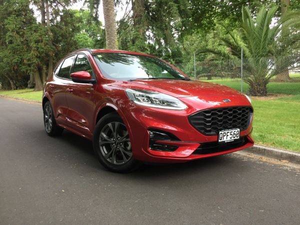 2024 Ford Escape ST-Line FHEV image