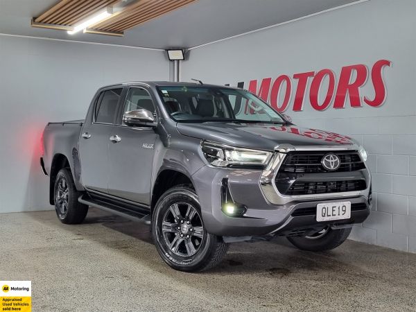 2024 Toyota Hilux Ute SR5 TD DC (NZ New) image