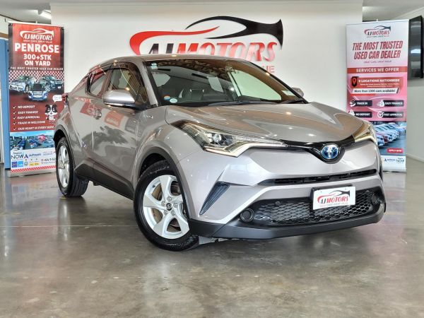 2019 Toyota C-HR S LED PACKAGE image